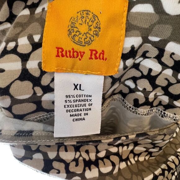 Ruby‎ Rd. Top - Picture 6 of 6